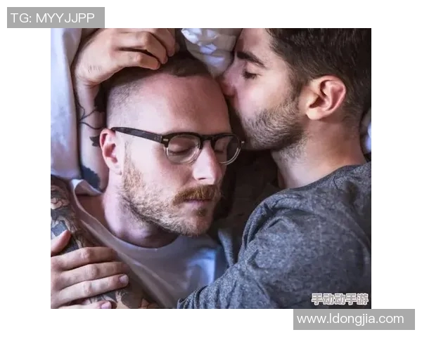 足球明星男男Gays的激情与挑战揭示了体育界的多元与包容